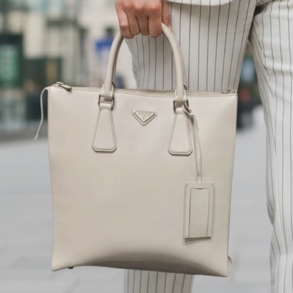 👜🍄🟫 PRADA Saffiano Leather Laptop Tote – Bone / Mushroom 🍄🟫👜 - Picture 15 of 15